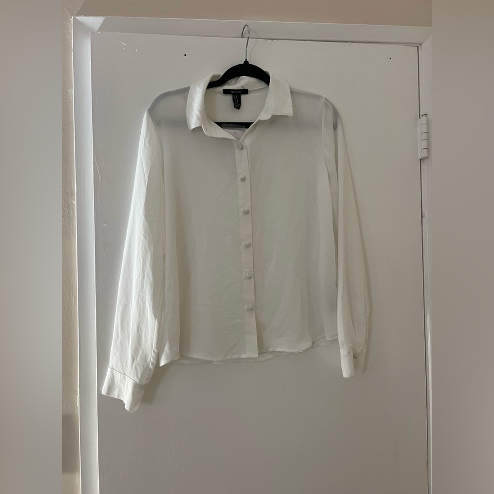 Forever 21 women’s White button up